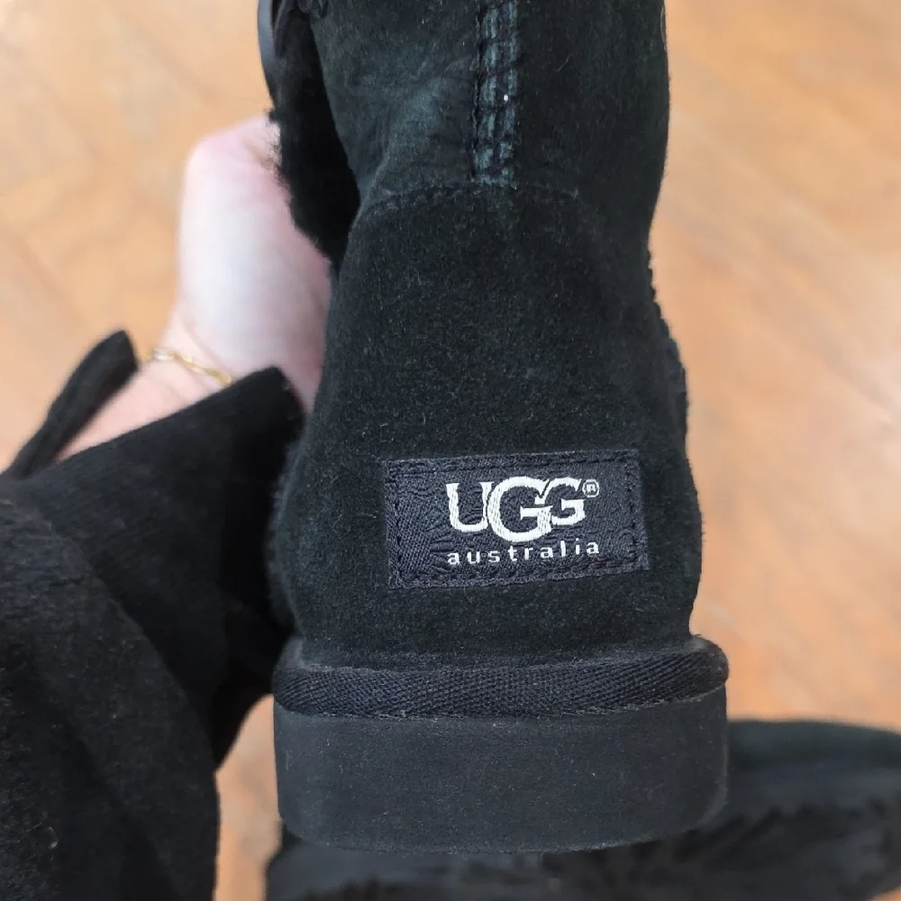 UGG Black Triple Button Winter‎ Boots